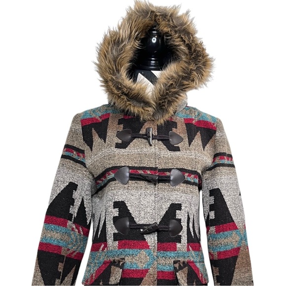 Western Aztec Yellowstone Boho Sz M Faux Fur Hooded Jacket - Picture 2 of 14